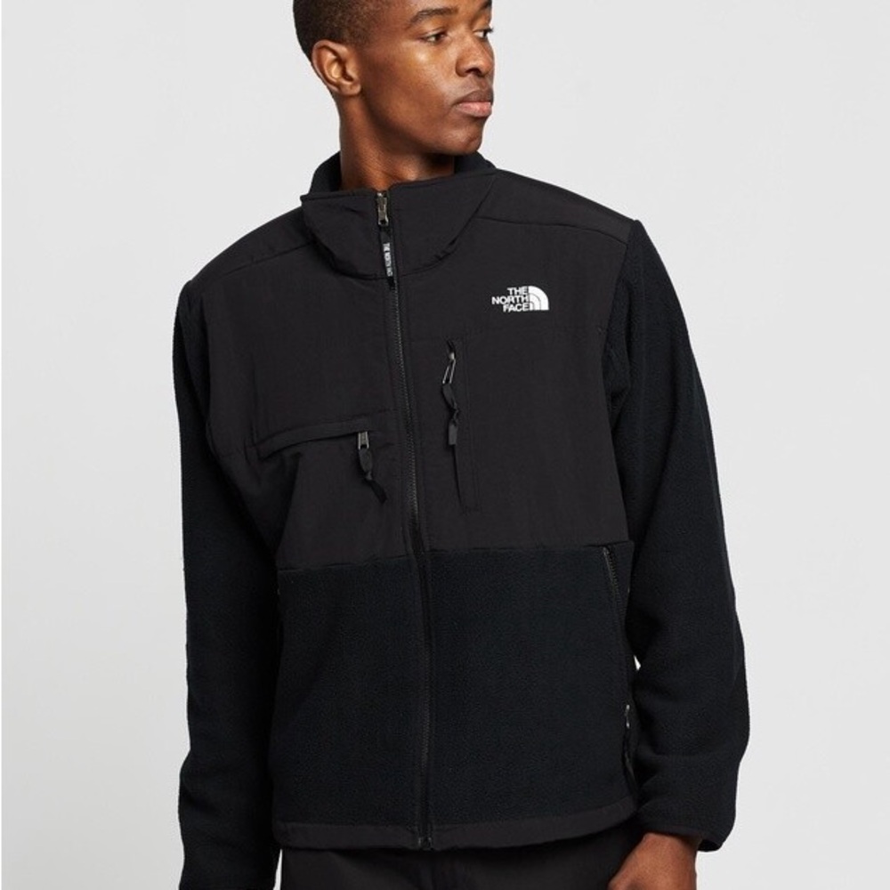 The North Face Men's Black Performance Jacket